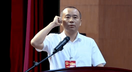 唐礼虎当选东至县县长关注我们