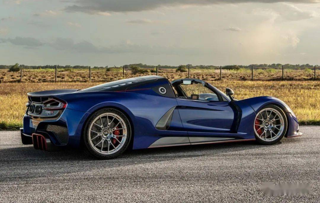 【正式亮相】hennessey venom f5 roadster 極速超過483 km/h單體式碳