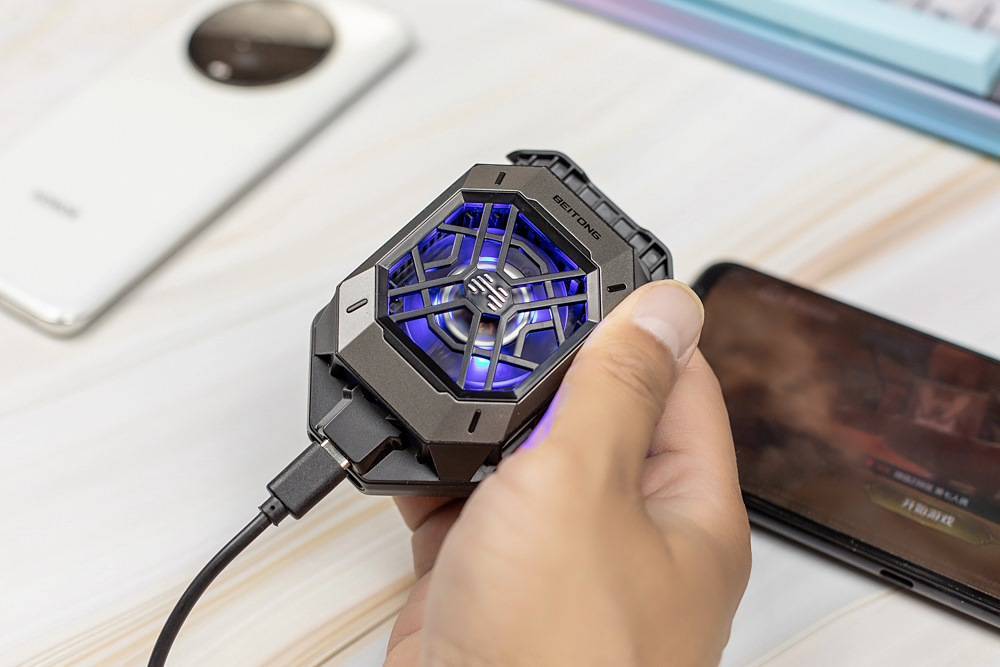 北通千机寒散热器,三档智能控温,让你的手机迅速“退烧”