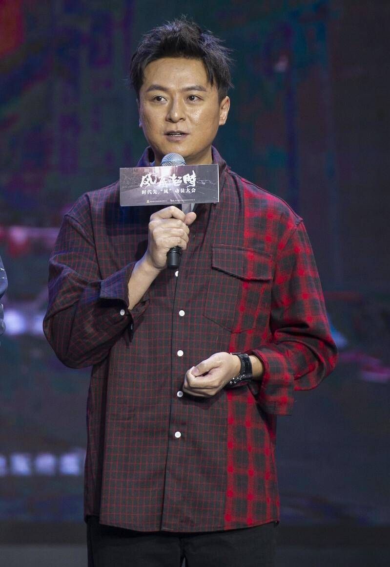 娱乐圈最不爱说话不爱社交的四位男明星,最后一位耿直到令人发指