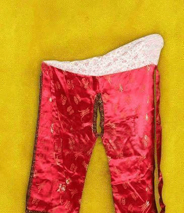 女子_开裆裤_嫁妆