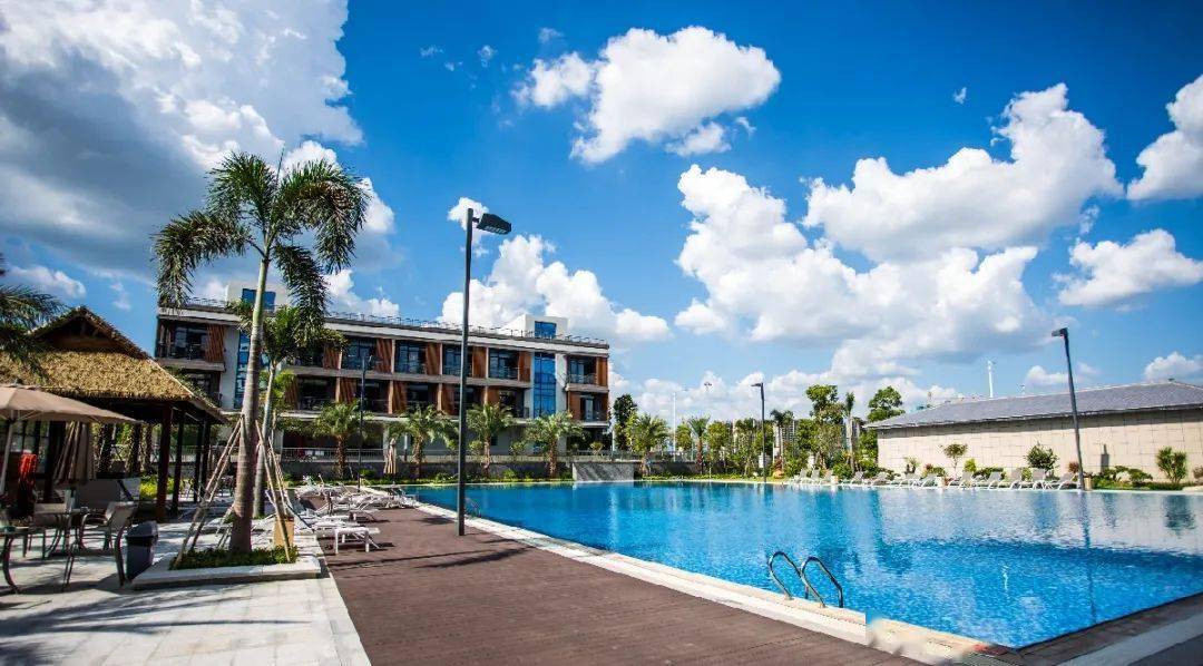 2022年横陂足球特色小镇"迎国庆"青少年足球邀请赛_进行_休闲_运动