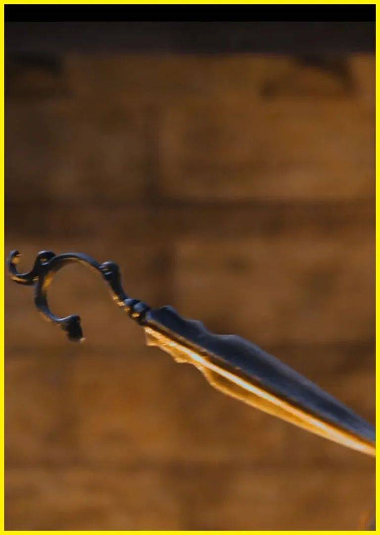 武侠片十大经典暗器,血滴子只排第三,枣核钉最阴!