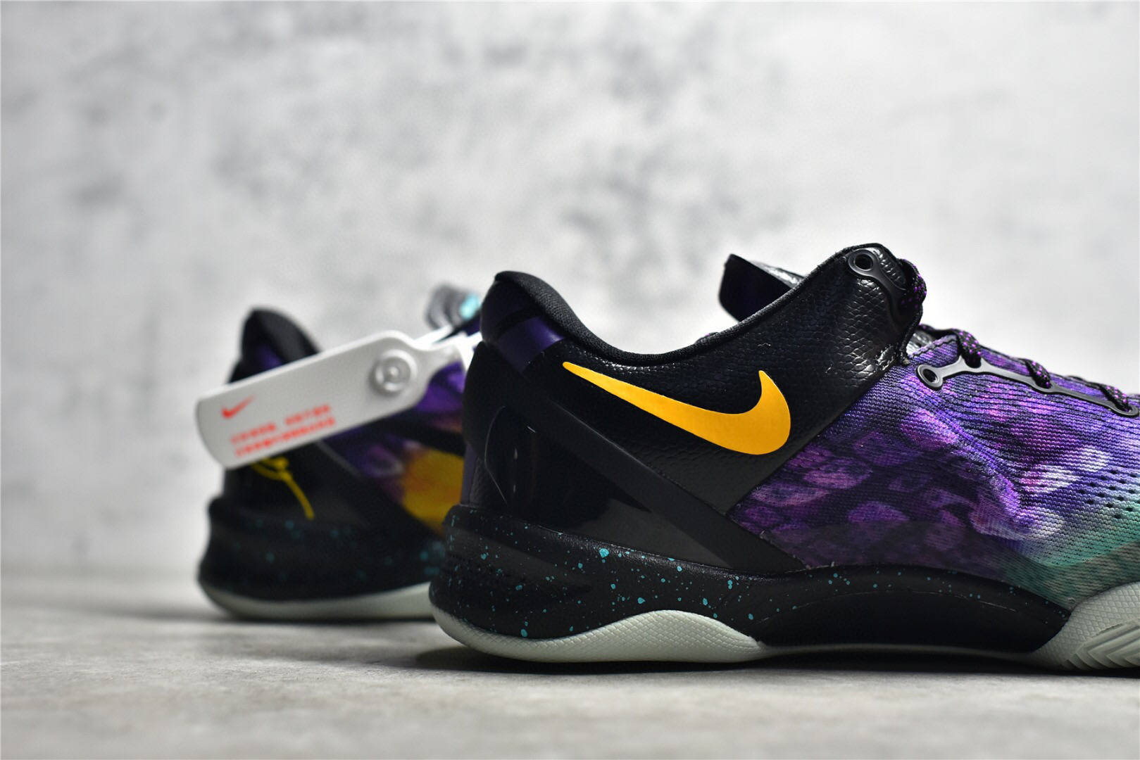 耐克nike kobe 8 system easter 科比八代复活节彩蛋篮球鞋_后跟_鞋材