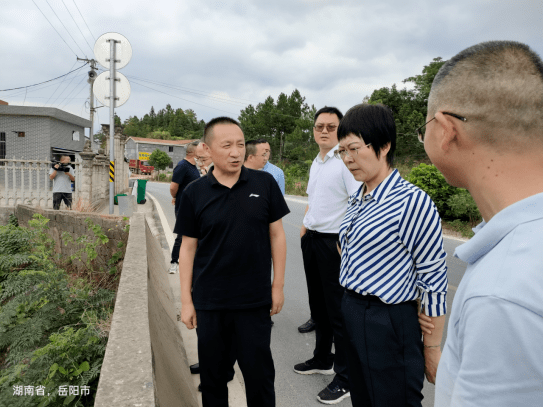 市生环委办公室主任蒋卉调研黄盖湖水环境治理工作_临湘市_长源_建设