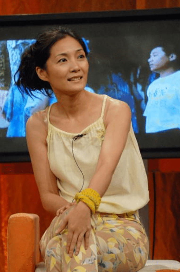 张子健:前妻李婷患癌去世,二婚娶方芸,如今事业有成家庭和睦_快板