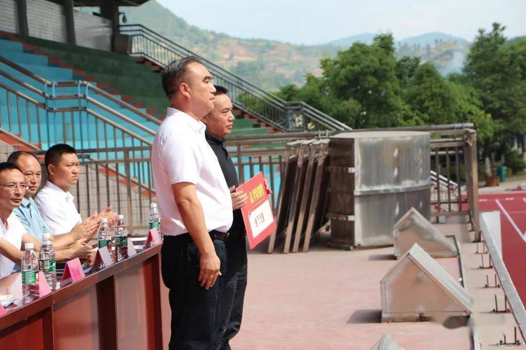 道真中学举行2022--2023学年开学典礼暨表彰大会!_道中_文化教育_发展