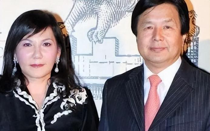 陈妙瑛:曾是黑道大嫂,后甘做富商红颜与原配交好,现转身成富婆_蔡志明