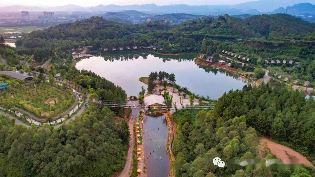 英德市青年摄影家协会创作基地「徐家庄旅游度假村」成功挂牌!