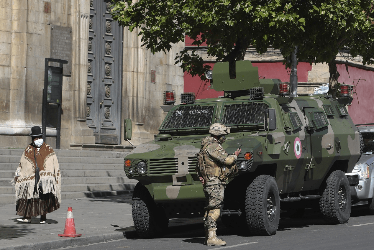 小国陆军志——玻利维亚陆军_射击_装甲_轻型坦克