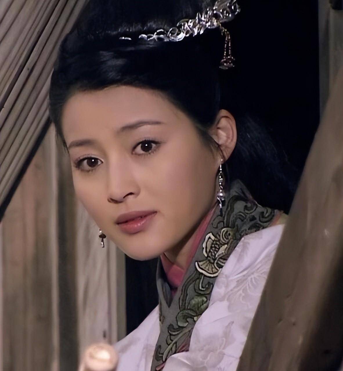 拍摄规模宏大,演员阵容强大,此版本的潘金莲则是由中国台湾女演员