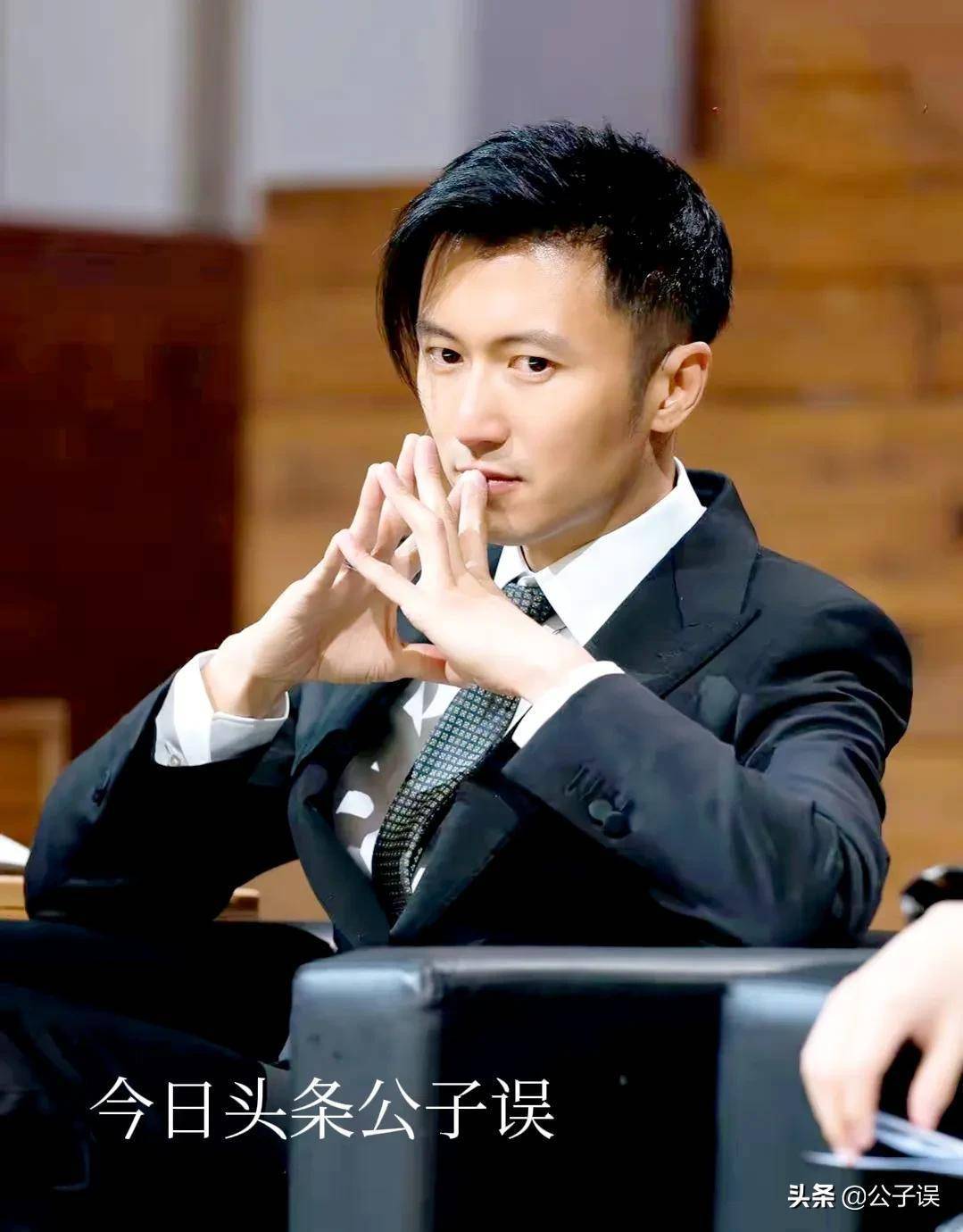 谢霆锋的三角爱情,与摄影师争夺小林青霞,痴恋王菲,数度分合_戴辛尉