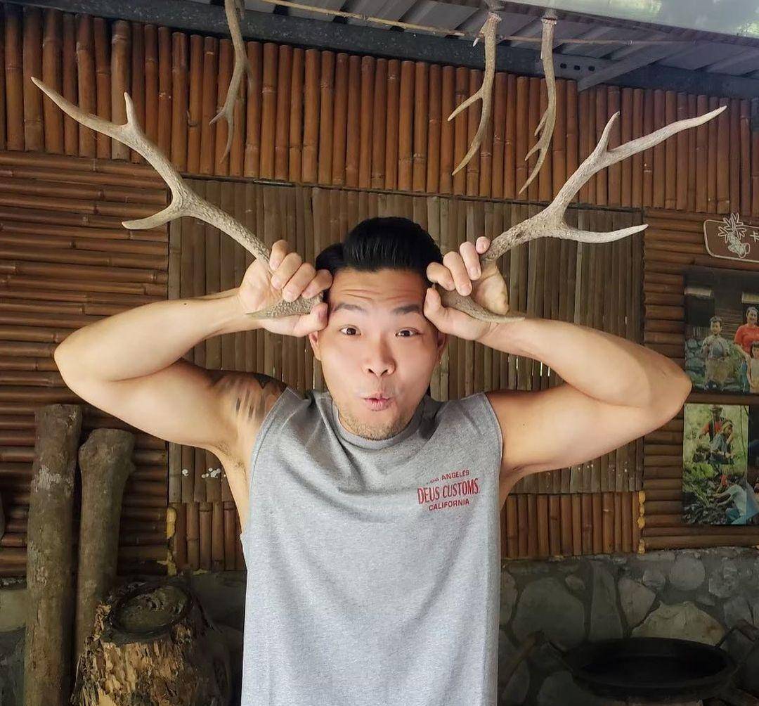 李玖哲近日上东森综合台节目《小姐不熙娣》时指出,他和相马茜结婚8年