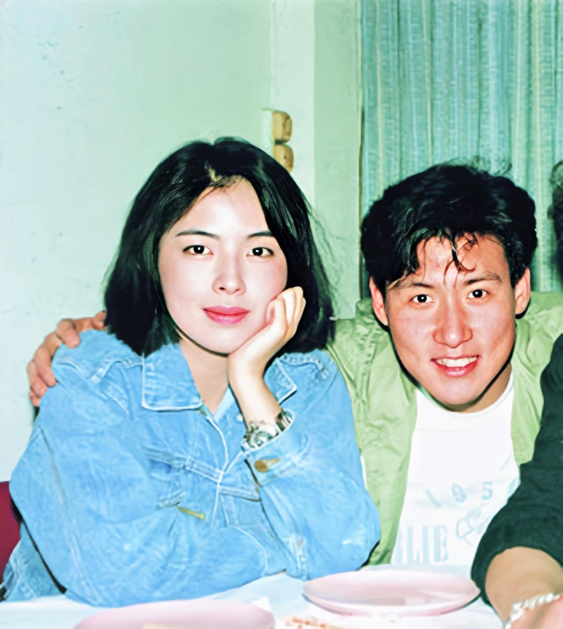 梅艳芳去世时,为何拉着张学友的手?