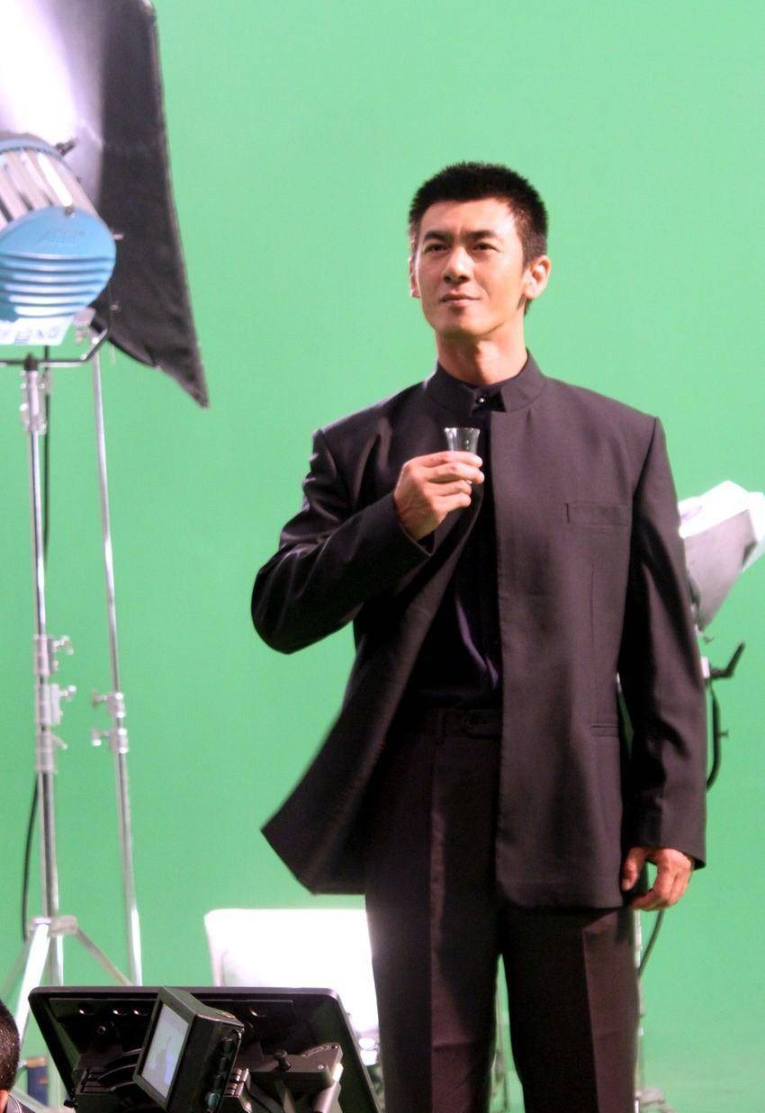 演出军人风采的10位明星,有人身高只有1.