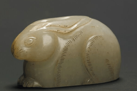 衢州市博物馆藏宋 水晶兔青阳市博物馆藏元代的玉兔,创作题材更加丰富