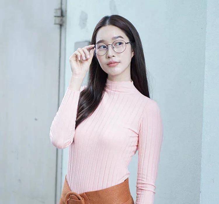 小编今天又更新thisa的美照,小编今天整理了好久才