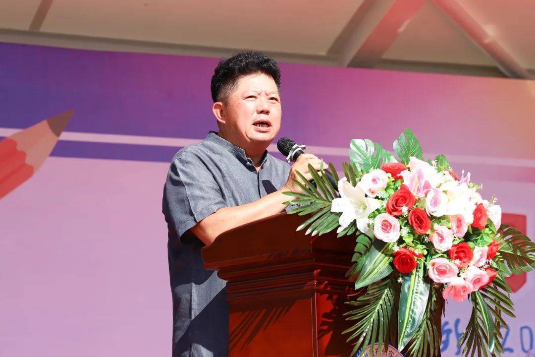 逐梦扬帆启航_同学_谢仁发_邹锡昌