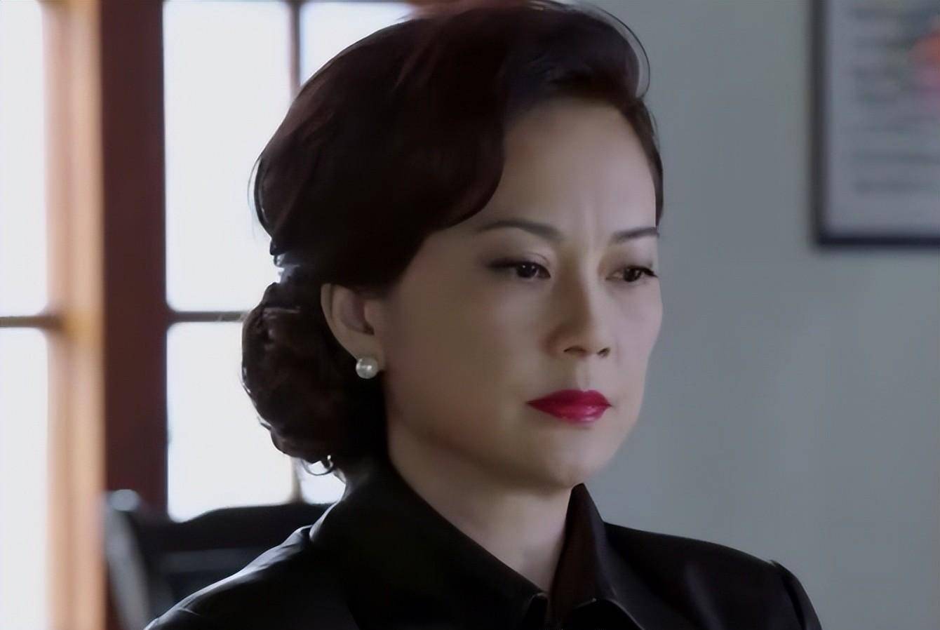 走红时出国的7位女演员,都成了"老戏骨",他们后悔吗?_宫雪_宋佳_女儿