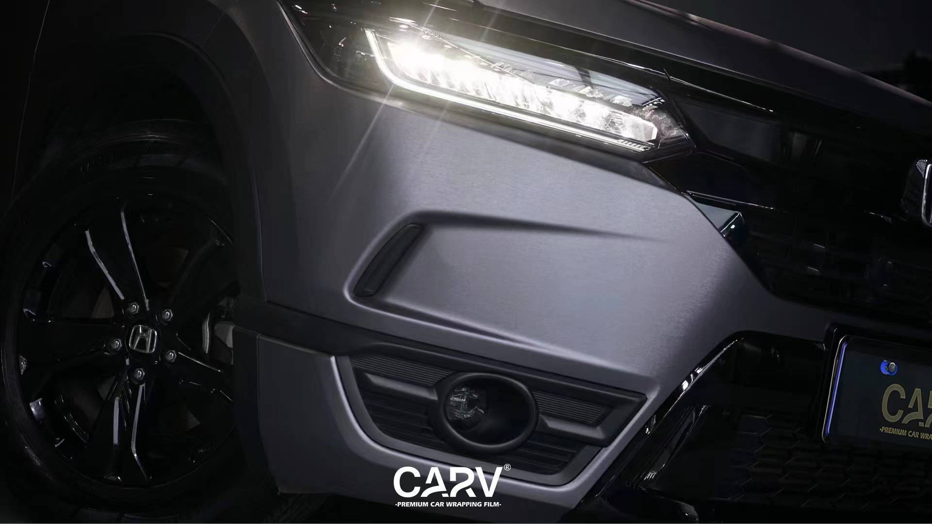 本田皓影卡孚改色膜拉丝金属铁灰,复古摩登 令人着迷_搜狐汽车_搜狐网