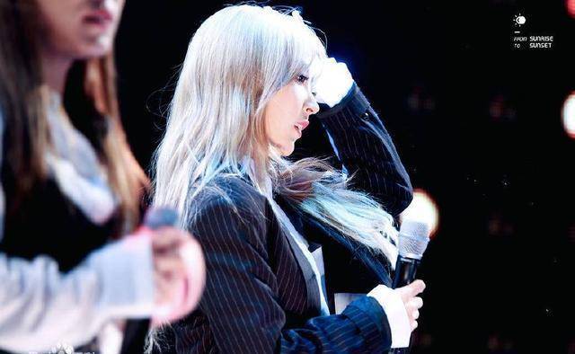 她是大势女团舞蹈担当,临出道因太胖被淘汰,更喜欢女扮男装_rapper