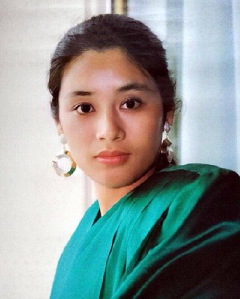 我们今天要介绍的主人公李凤绪,当年也是颇为有名,如她主演的电影曾