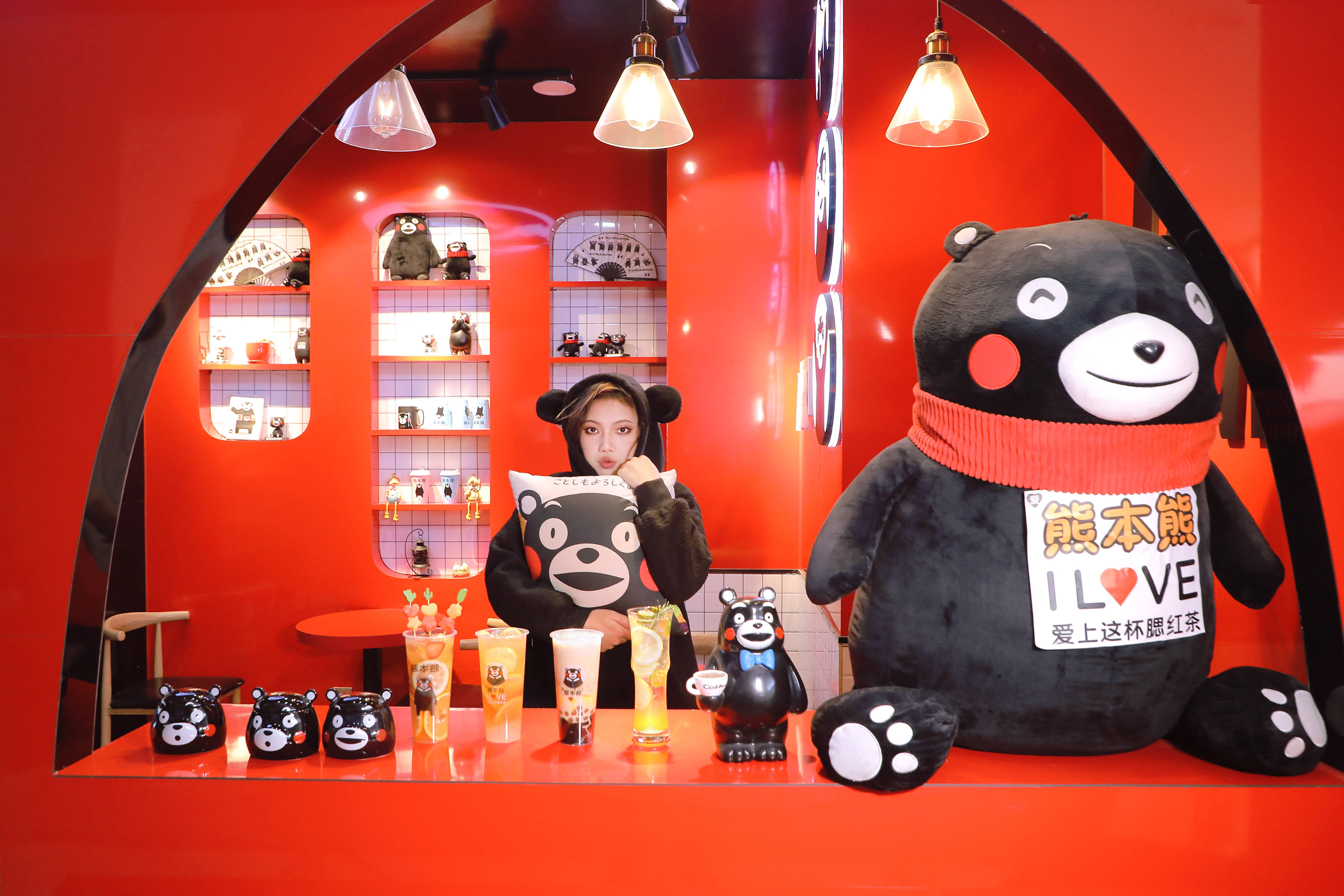 当超人气网红做奶茶时——爱熊本熊_形象_流量_全球