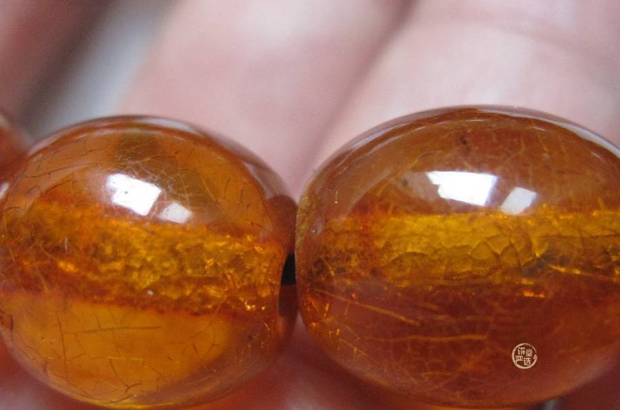 什么是琥珀冰裂纹?_变化_运动_地质