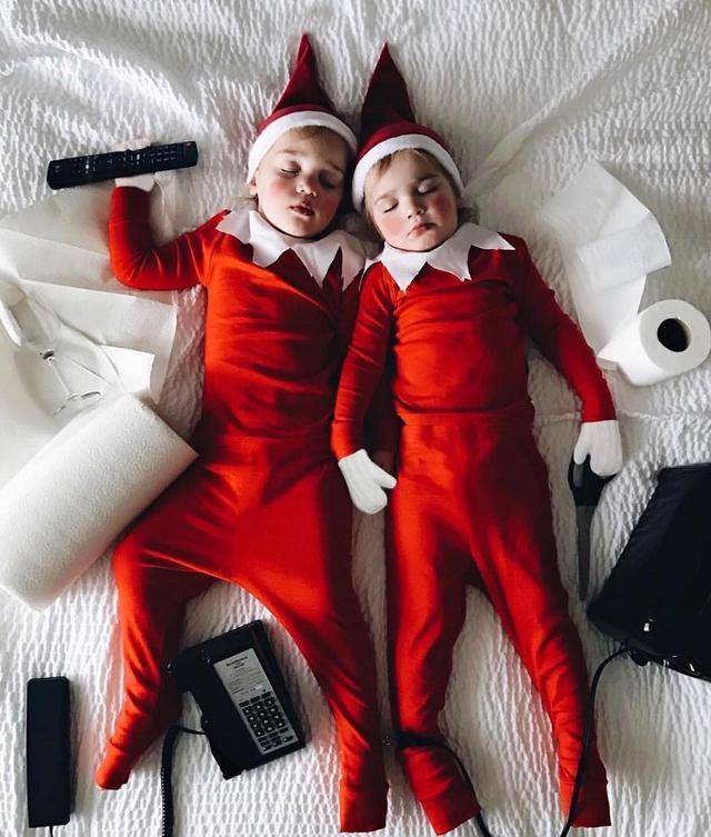 戏精双胞胎emma和mila教你穿衣服了,又萌又抢镜穿搭值得学习!