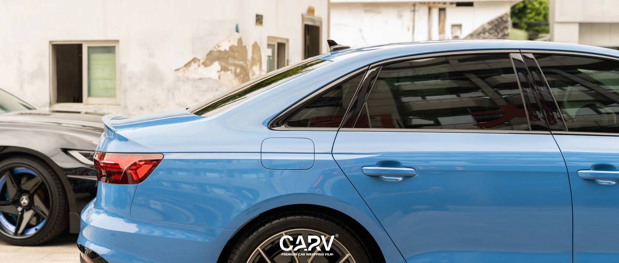 奥迪卡孚改色膜白金阿布扎比蓝,沉静的蓝色