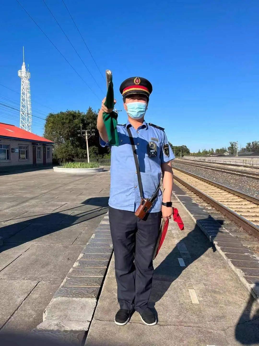 素材提供:佳木斯机务段 三棵树车辆段 七台河站文图:王钊