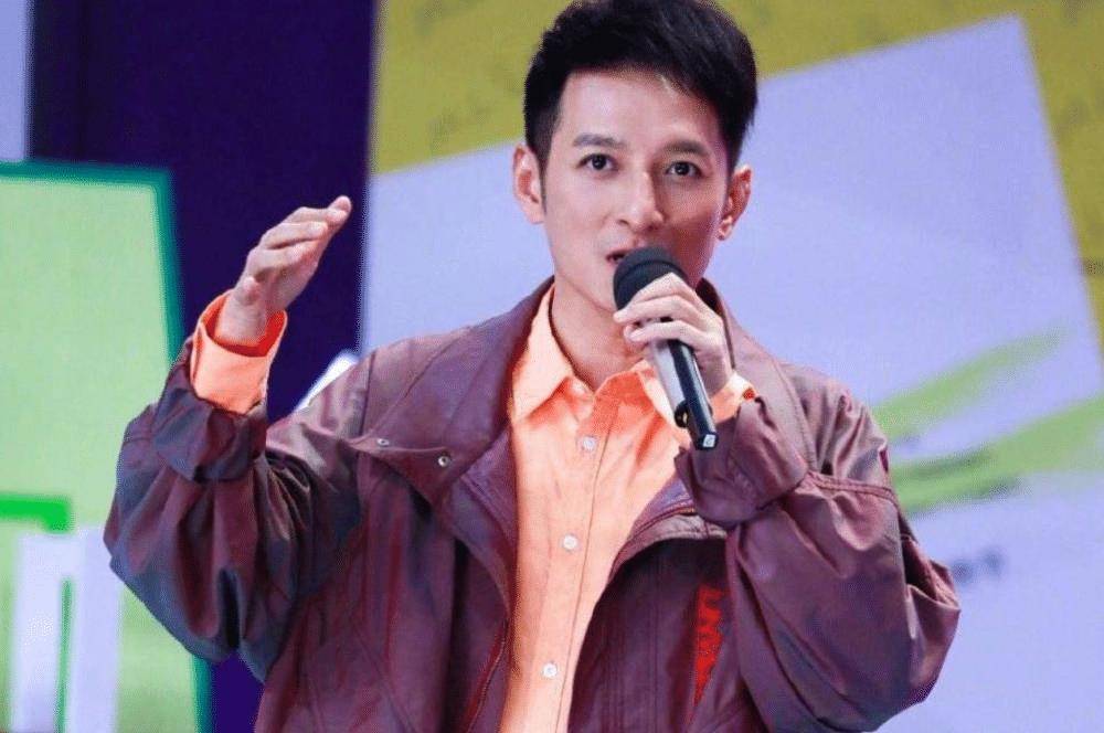 因为此次代言事件的发酵,已经在一定程度上影响对李维嘉的风评.