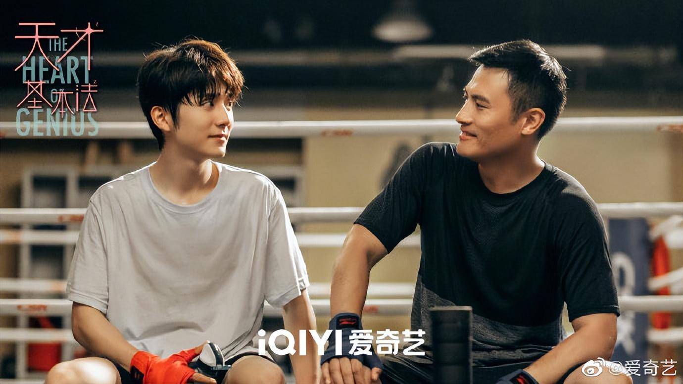 11,《唐人街探案2》小网剧!10,徐璐魏哲鸣《金牌客服董董