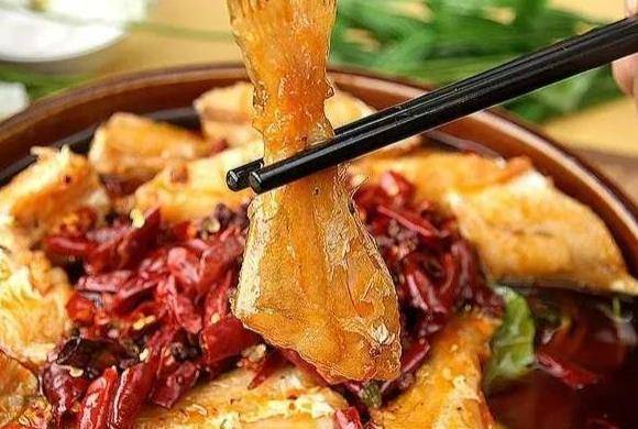 可能有些人对这种鱼的名字比较陌生,大多数人都习惯叫它为无头鱼,口感