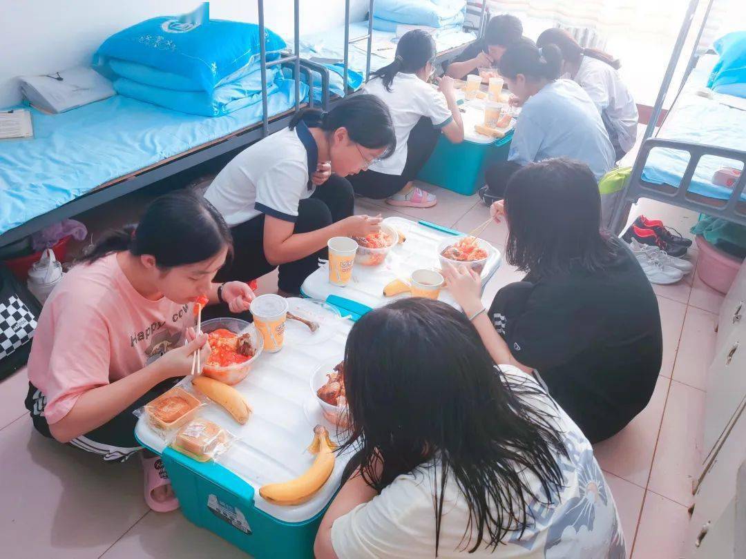 武邑中学封校生活大揭秘