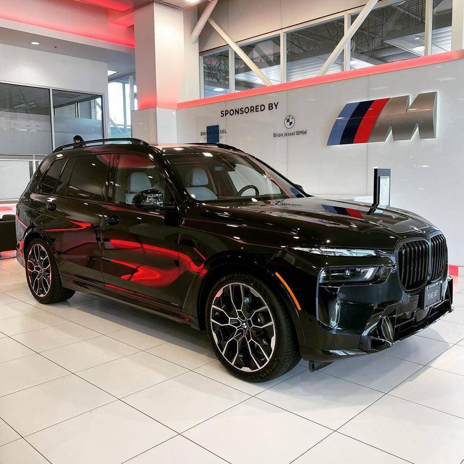 黑武士真运动 有辨识度 有颜值 新款宝马x7_搜狐汽车_搜狐网