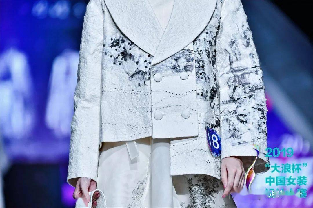 趋势 | 东方禅意美学服饰!(蕴含在服装里的东方哲学)_作品_设计_禅宗