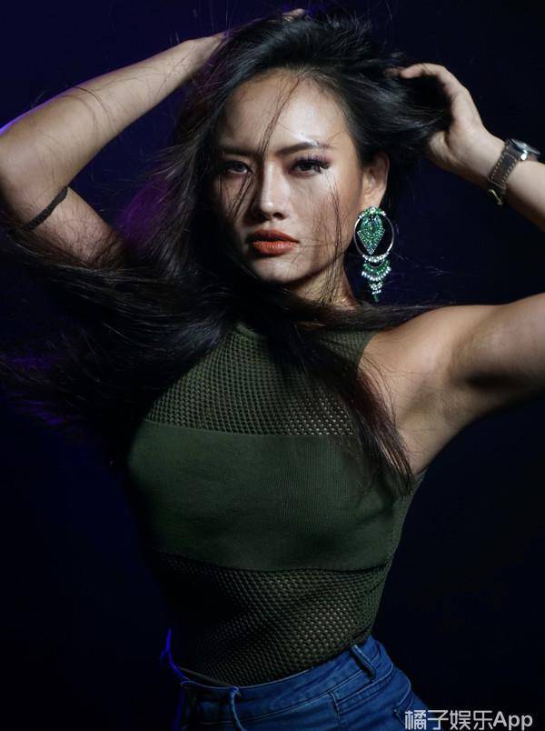 还记得《中国好声音》的小阿黛尔郑虹吗,她瘦了40斤?_节目_like_you