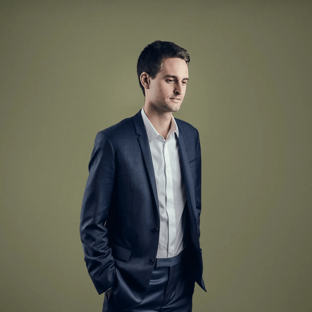 维秘超模可儿老公豪掷8亿,买了栋1万平的豪宅_埃文·斯皮格尔_霍姆比