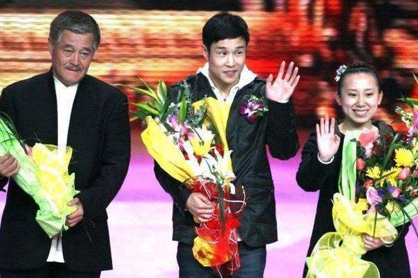 带上春晚,成名后抛弃丈夫儿子,不愧是赵本山徒弟_王金龙_吕品_表演