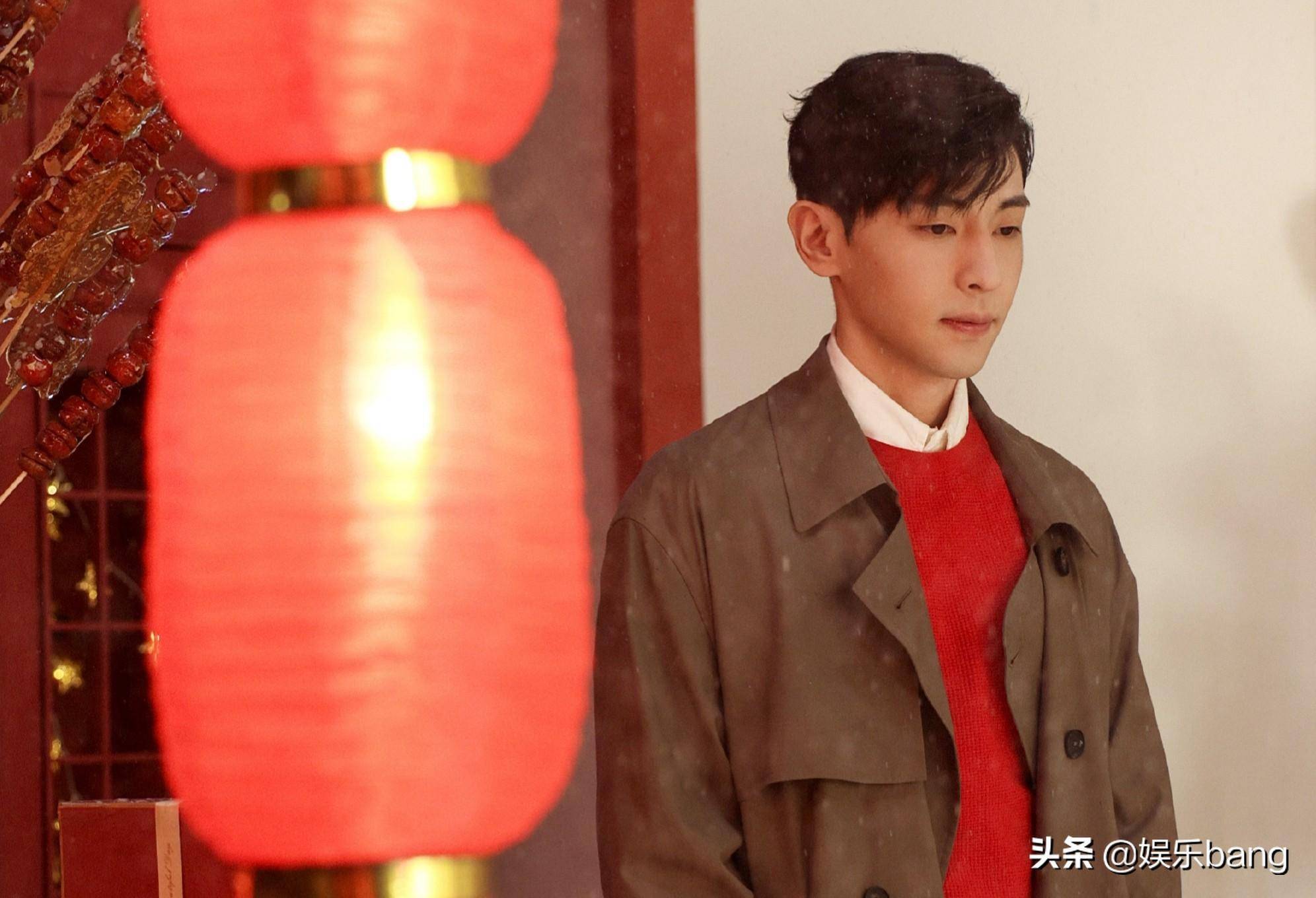 肖战变"日历",杨紫穿虎衣绑小辫很俏皮_照片_赵丽颖_王一博