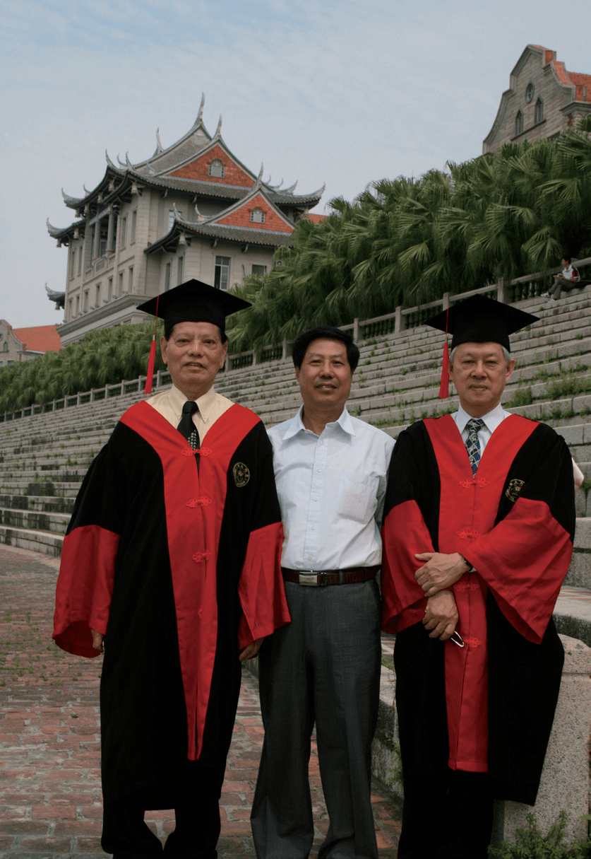 海峡艺术名家 俞兆平:把学术化为生命的存在_研究_文艺_中国