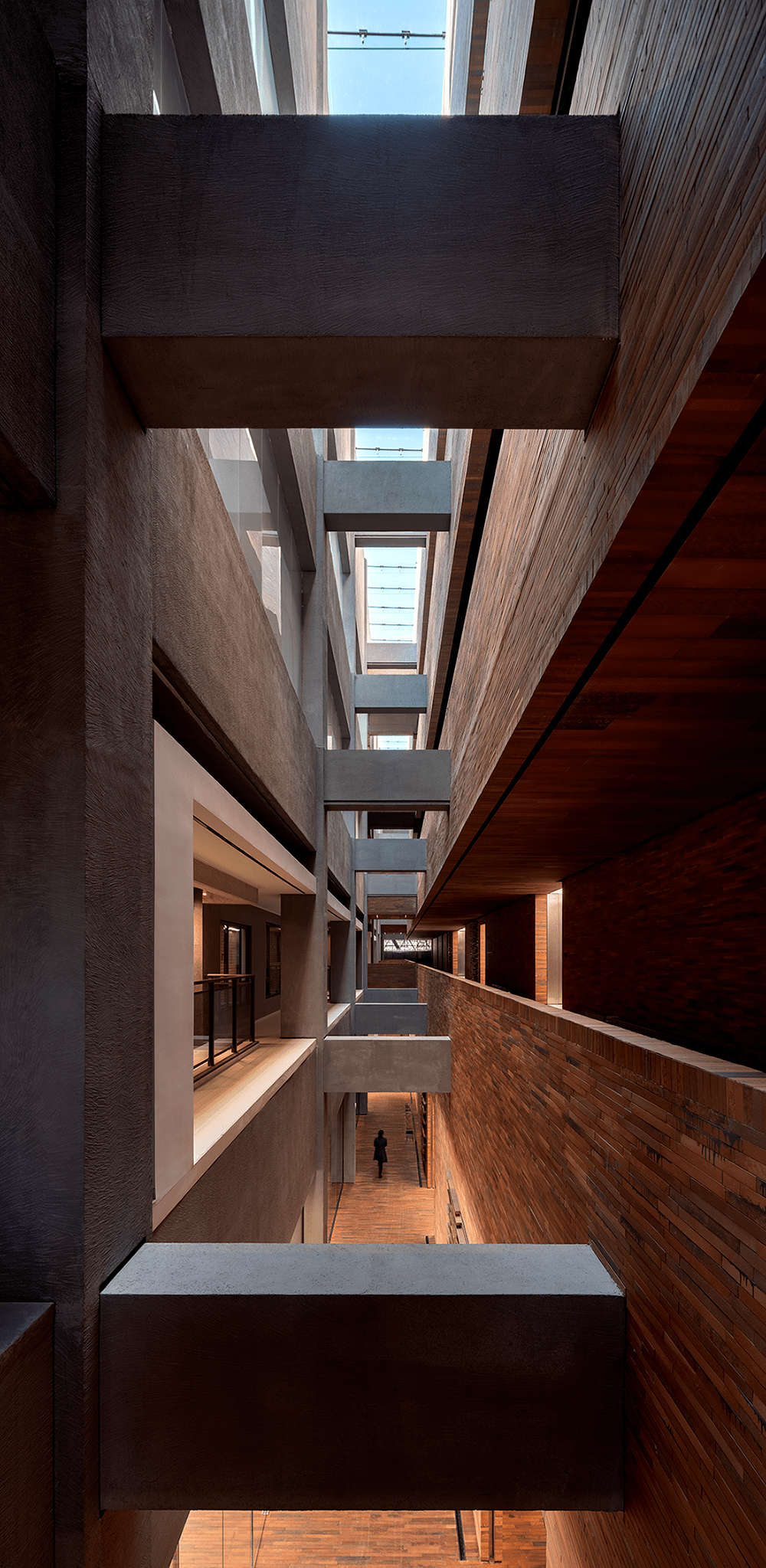 联手东仓建设,庆溢"衣架灯"扮靓tic时代·创客小镇艺术中心_空间_余霖