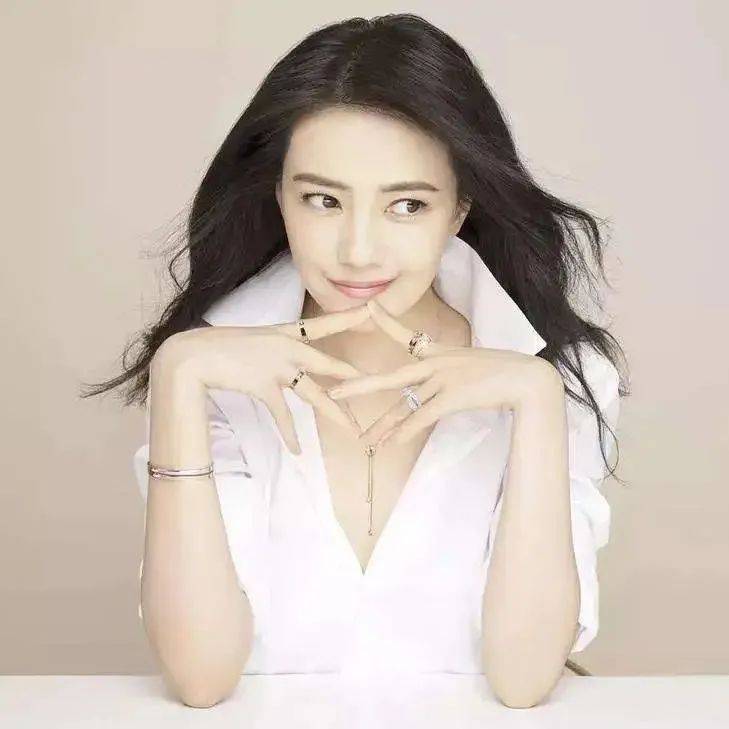 相貌出众的人，往往都有这4个习惯_气质_一个人_中国