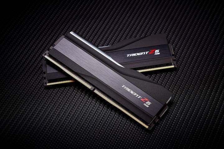 AMD官宣DDR5新标准EXPO，专为新平台优化，提升高达11%