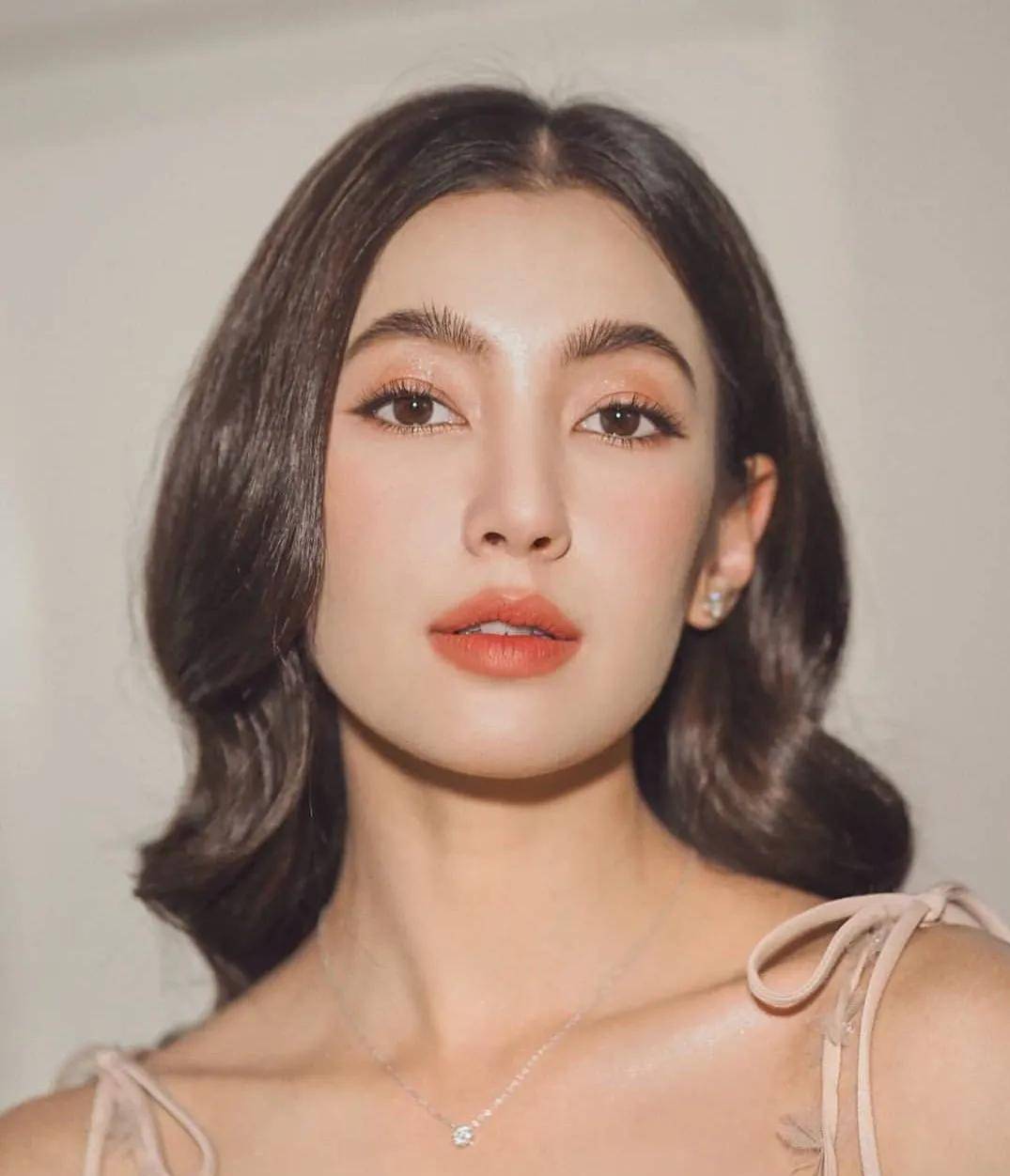 2019-2022年泰国娱乐圈女星片酬排行榜:aump不愧是泰国一姐_mai_作品