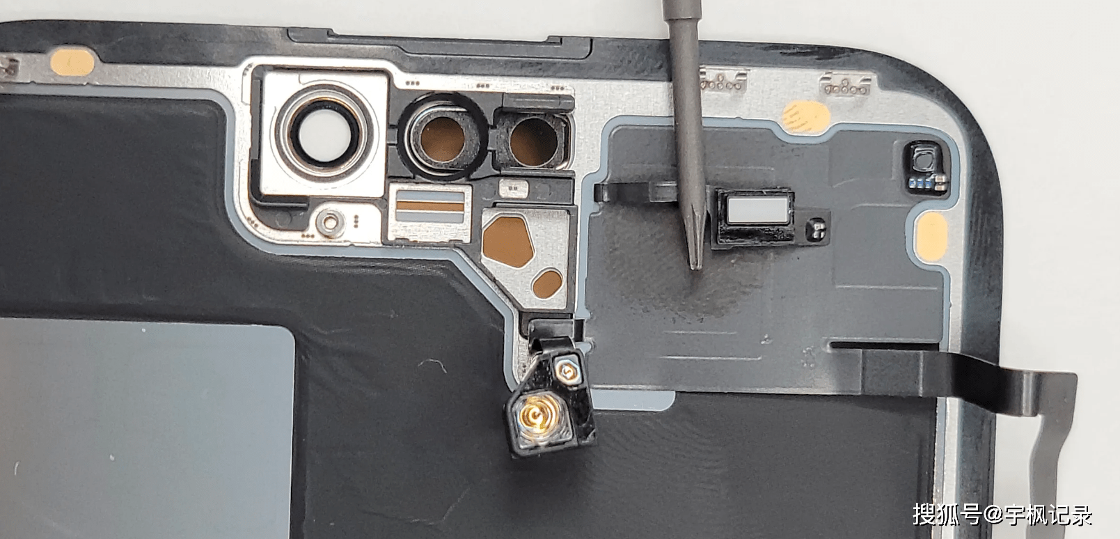 iphone 14 pro max首拆,让你充分了解苹果手机内部组件_型号_拆解