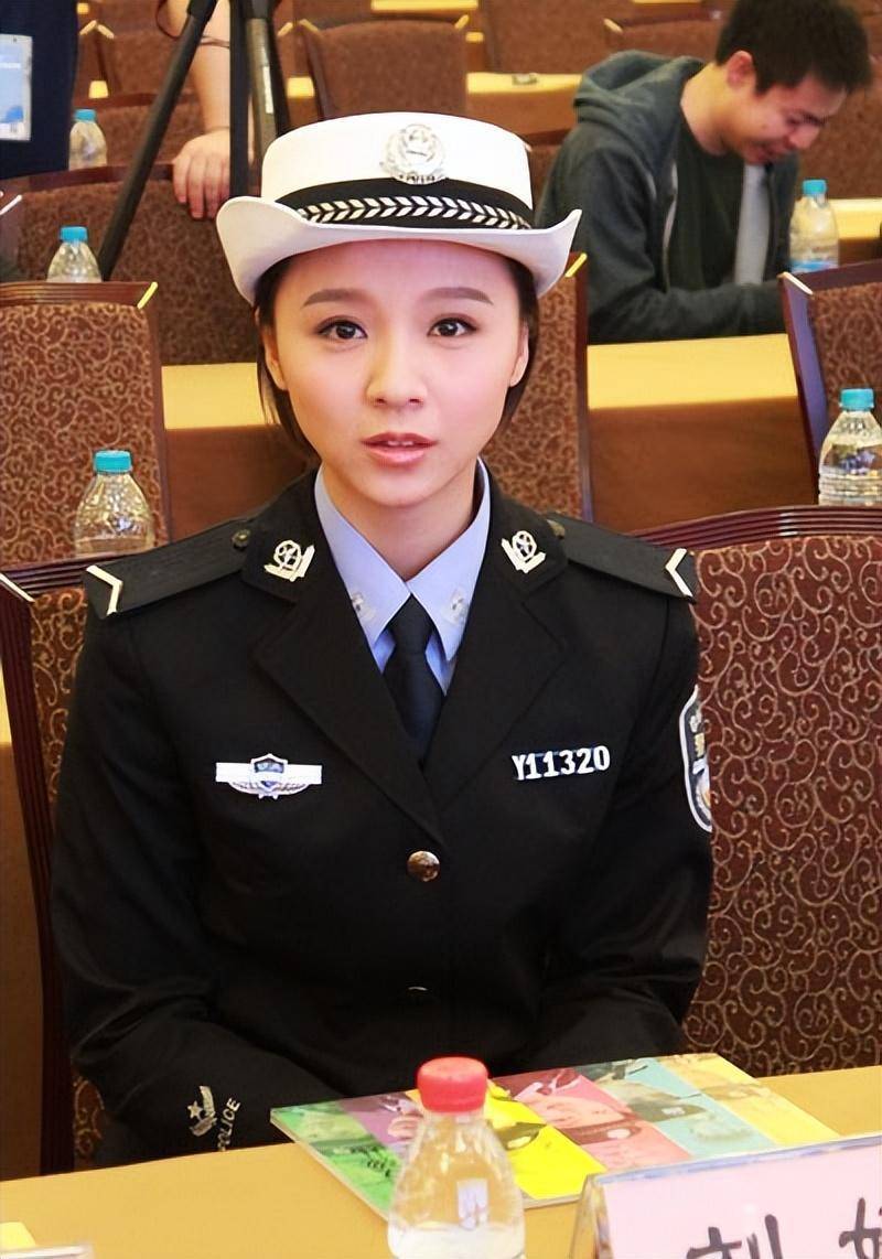 警服图片 少女图片