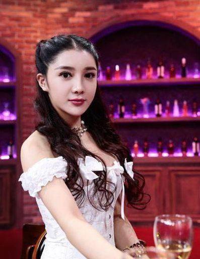 她曾是赵本山最美女徒弟,大好前程,如今却在26岁香消玉殒_任娇_坠楼