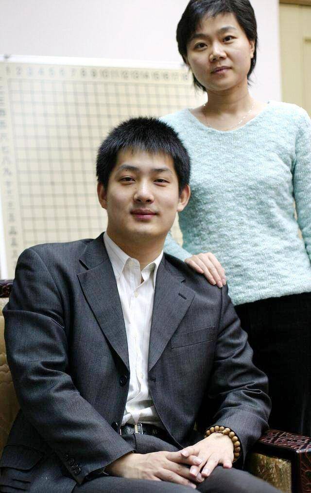 “围棋王子”常昊:娶大他8岁的二婚棋手张璇为妻,现在怎样了?_聂卫平_俞斌_上海
